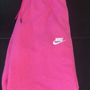 NWOT Pink Nike Sweatpants